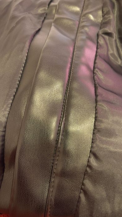 Розкішний молочний хутряний бомбер экошубка з еко -хутра на молнї s -m