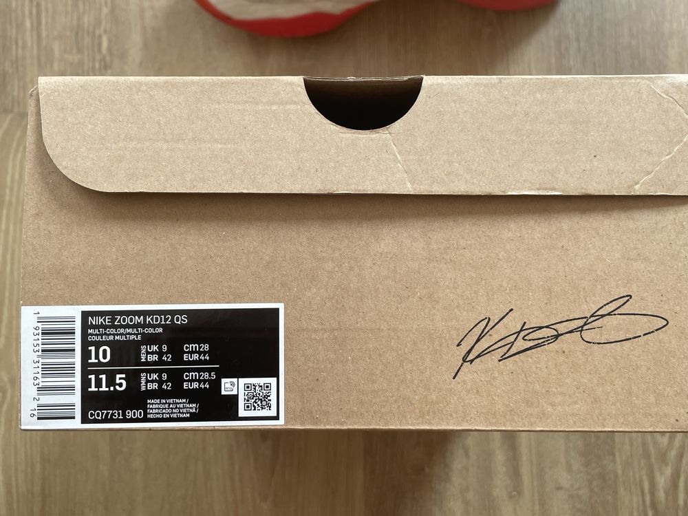 Nike Zoom KD 12 QS, Kevin Durant, YouTube edition. US10 EU44
