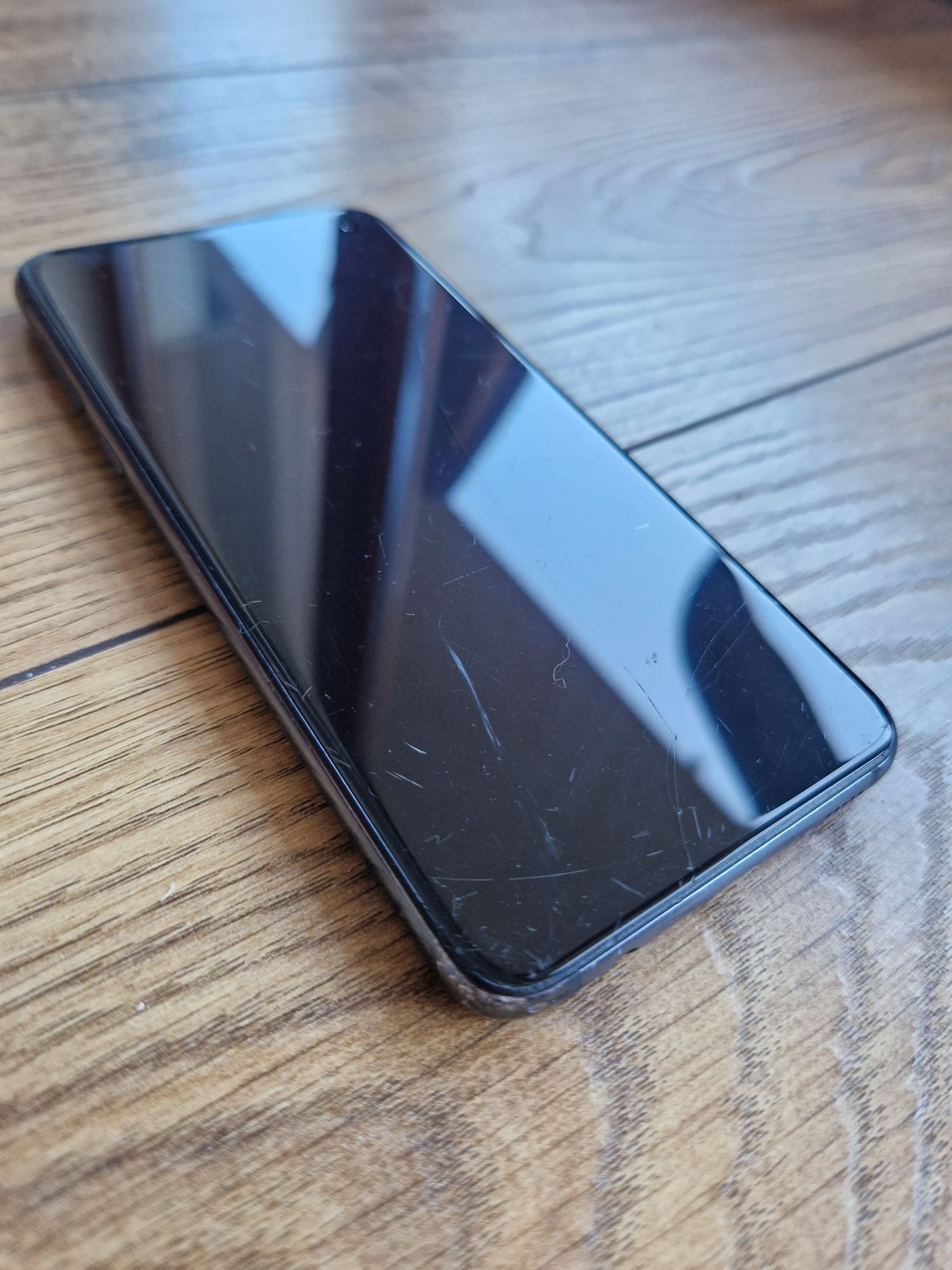 Używany Samsung s10e