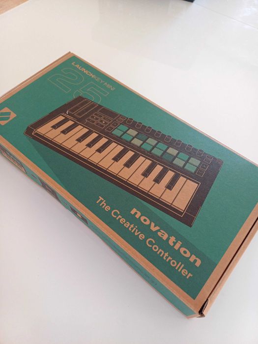 Controlador AKAI APC Mini Mk2 – Novo, 2 anos de Garantia