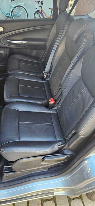 Ford S-Max 7 osobowy