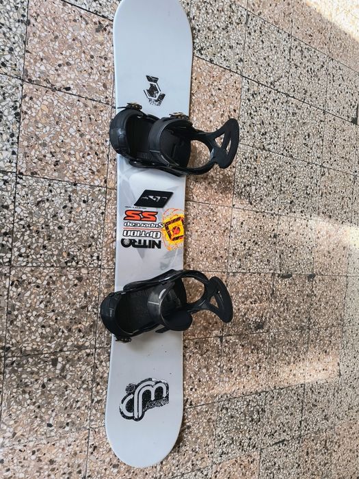 Deska snowboardowa zestaw nitro 155cm wiązania Burton Custom