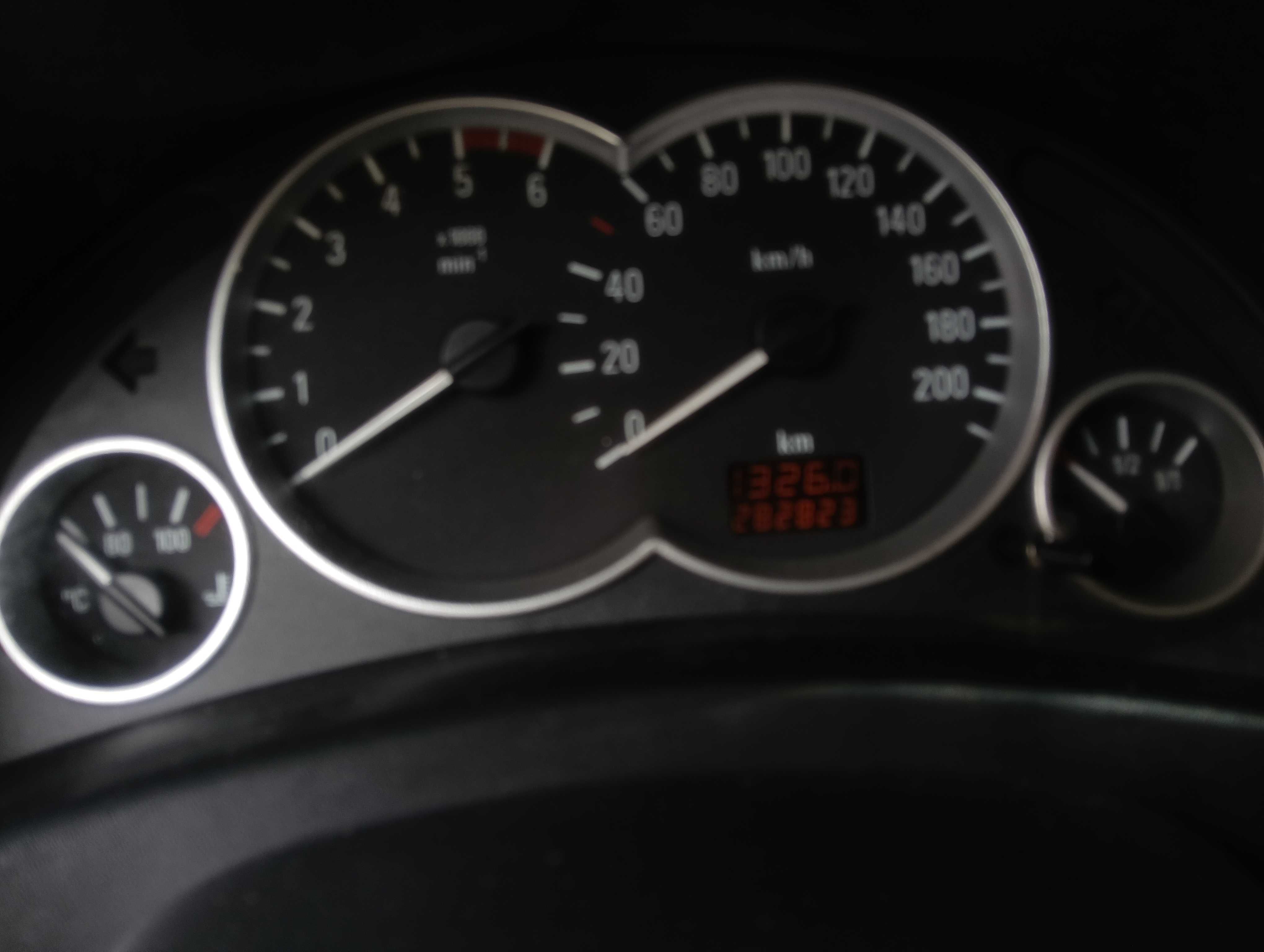 Opel Corsa 5 lugares gasóleo