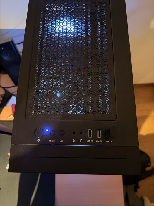 PC / Computador / Torre Gaming Ryzen 7600X, RTX 3070 C/ 32gb Ram DDR5