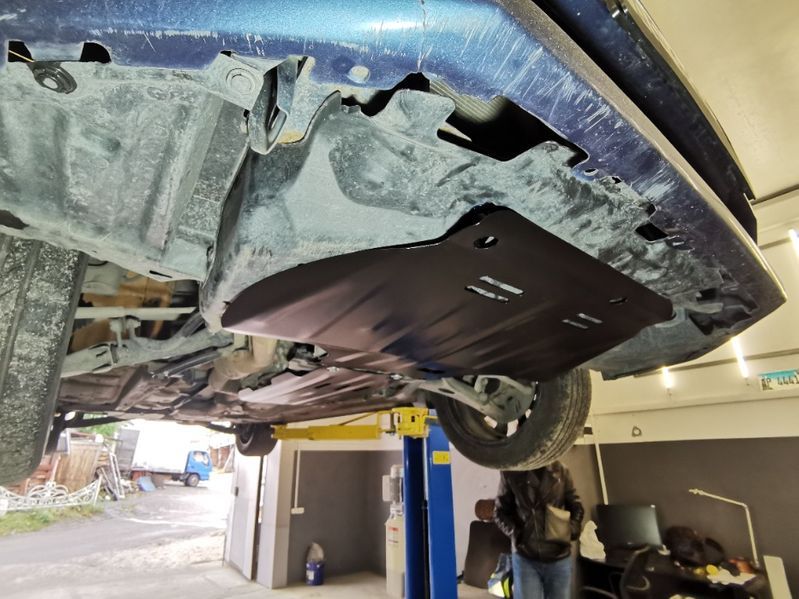 Защита поддона двигателя Subaru Outback XV Захист картера двигуна