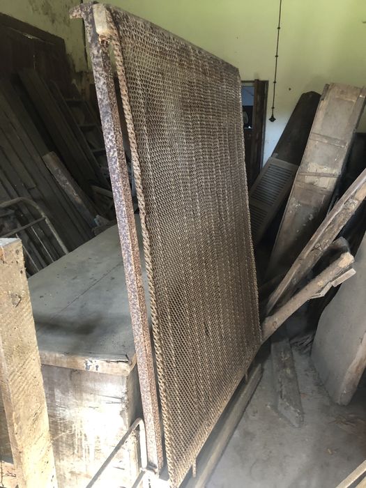 Várias caixas antigas de arrumar cereais para venda