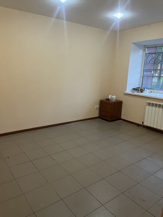 Здам 75м2 фасад, окремий вхід Бориспільська