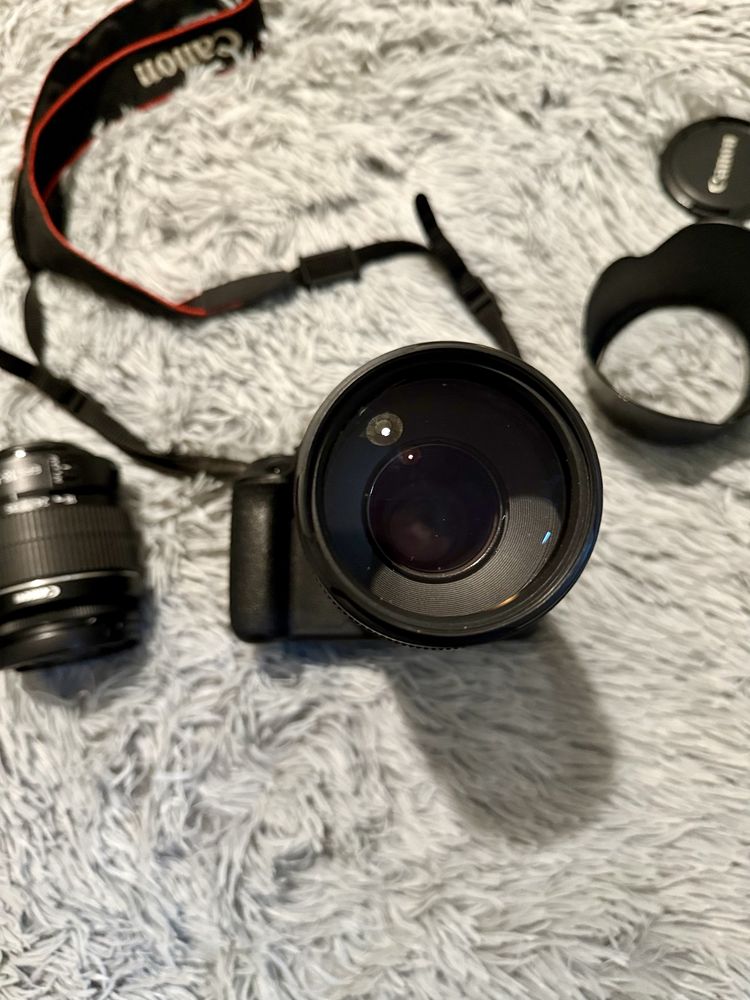 Canon Eos2000D + lentes
