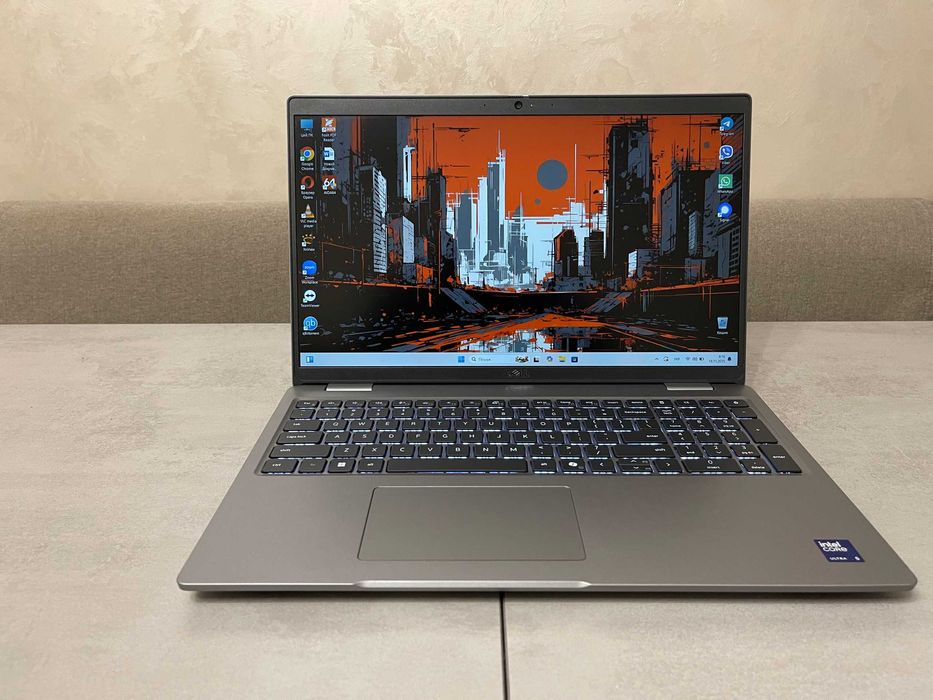 Ноутбук Dell Latitude 5550, 15,6" FHD IPS, i5-125U, 16GB DDR5, 256GB