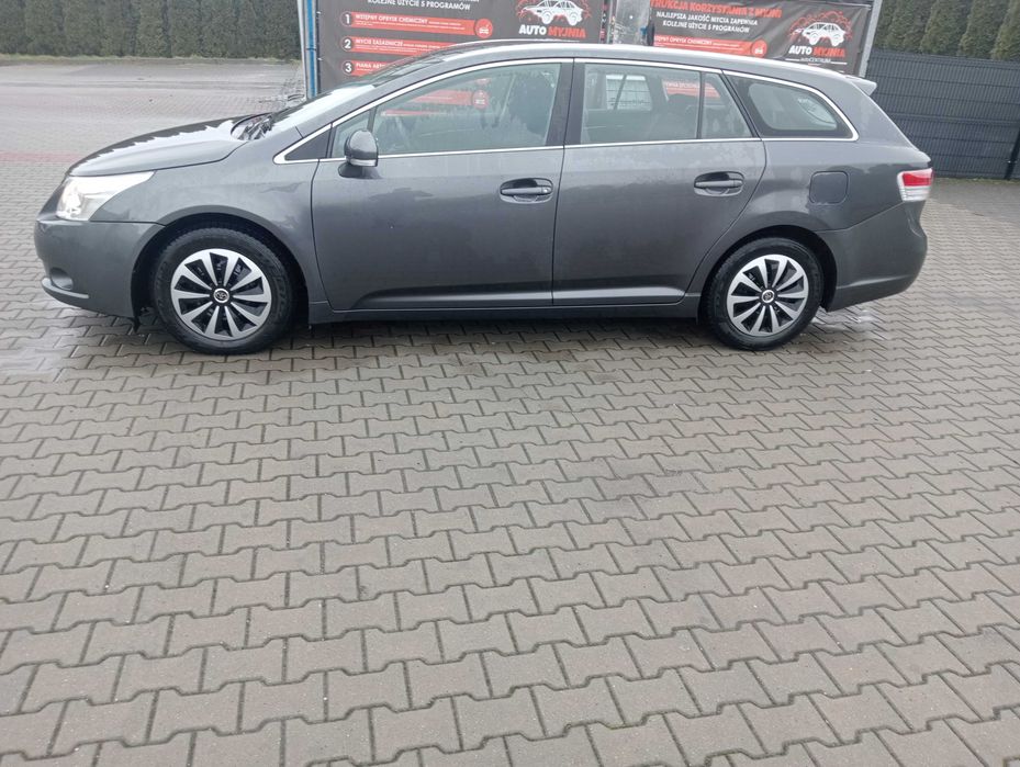 Toyota Avensis 2.0d t27