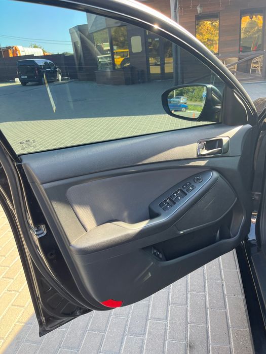 Kia optima 2014 2.4 tdi , бензин