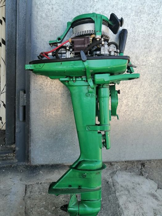 Лодочный мотор,, ветерок,,