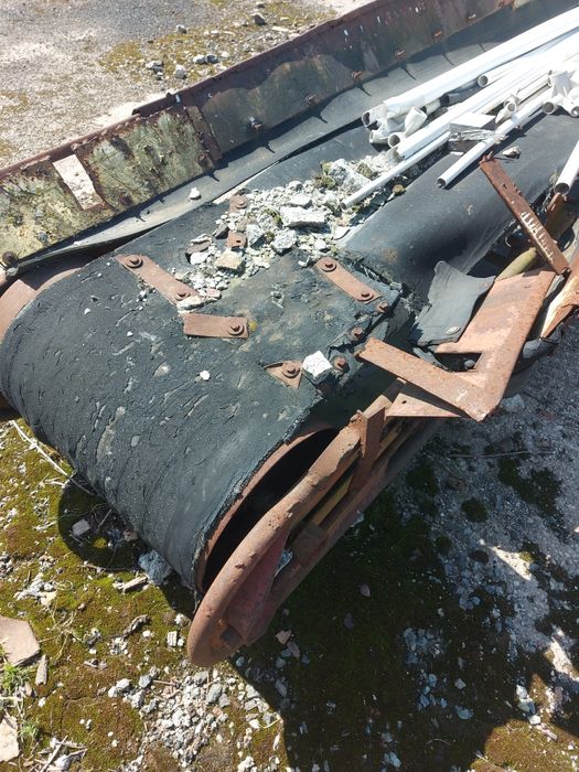 Podajnik taśmowy 9m 2szt