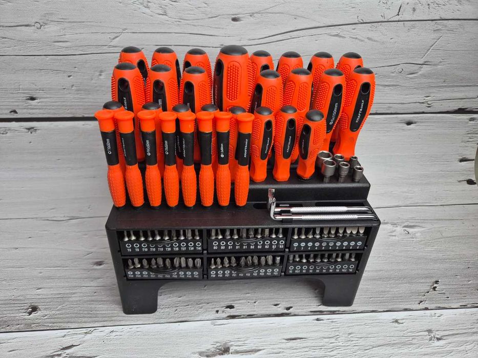 Promocja! Nowy zestaw śrubokrętów i bitów 100 elementów