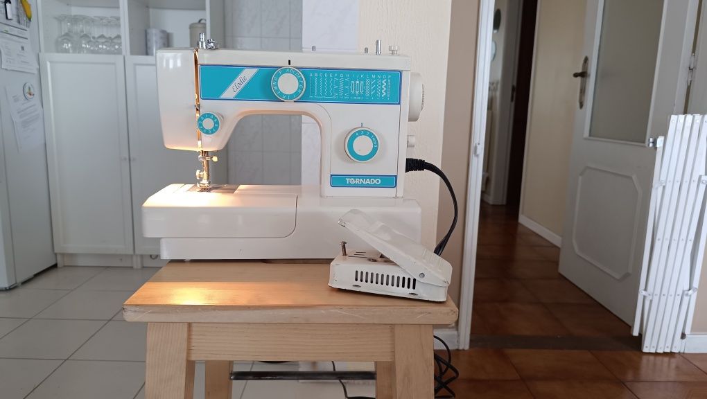 Máquina de costura