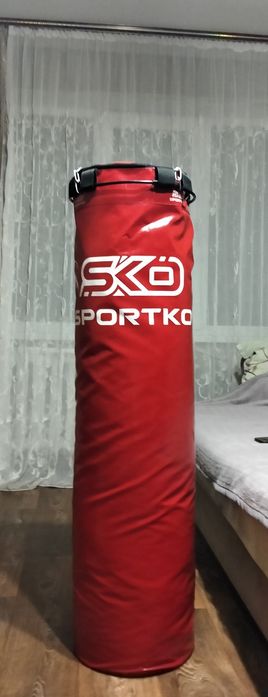 Боксерська груша sko sportko у новому стані  з  настіним крпленямі