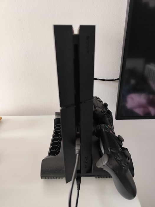 PS4 500 GB 2 Pady Podstawka Chłodząca