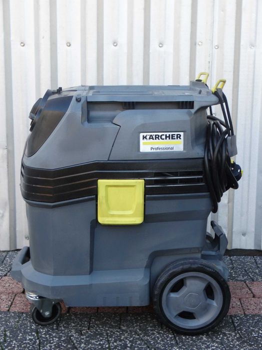 Odkurzacz Karcher NT 30/1 Tact Te * gniazdko elektronarzędzia