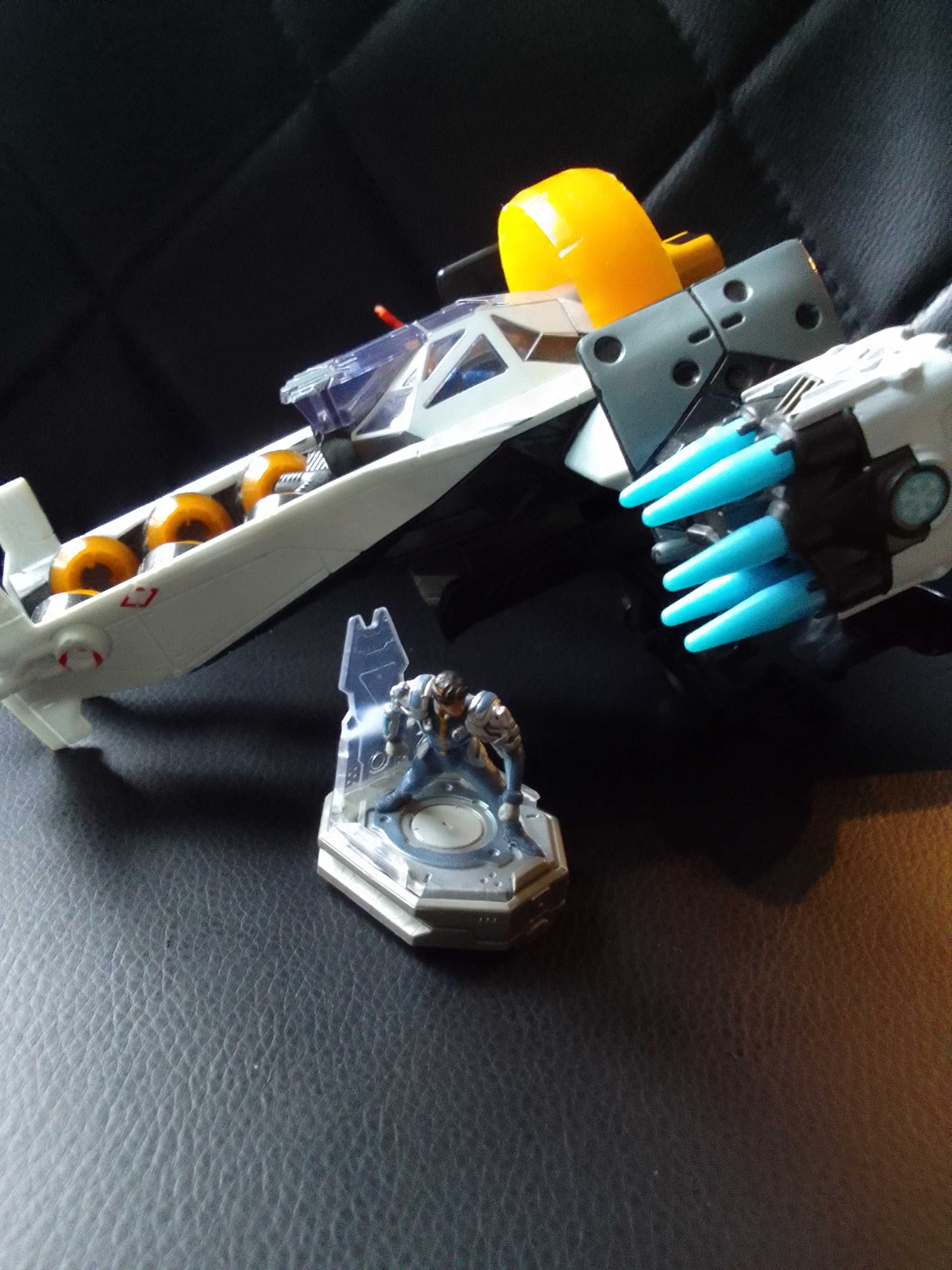 Gra STARLINK XBOX ONE statek plus dodatkowa figurka. Dubbing PL