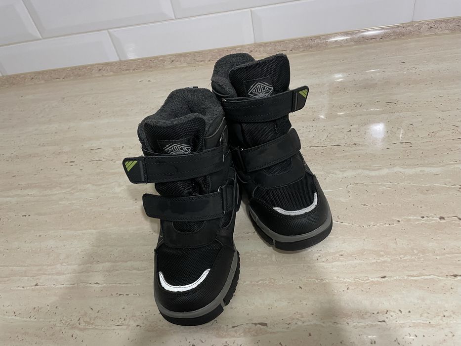 Продам дитячі зимові черевики, 30 розмір