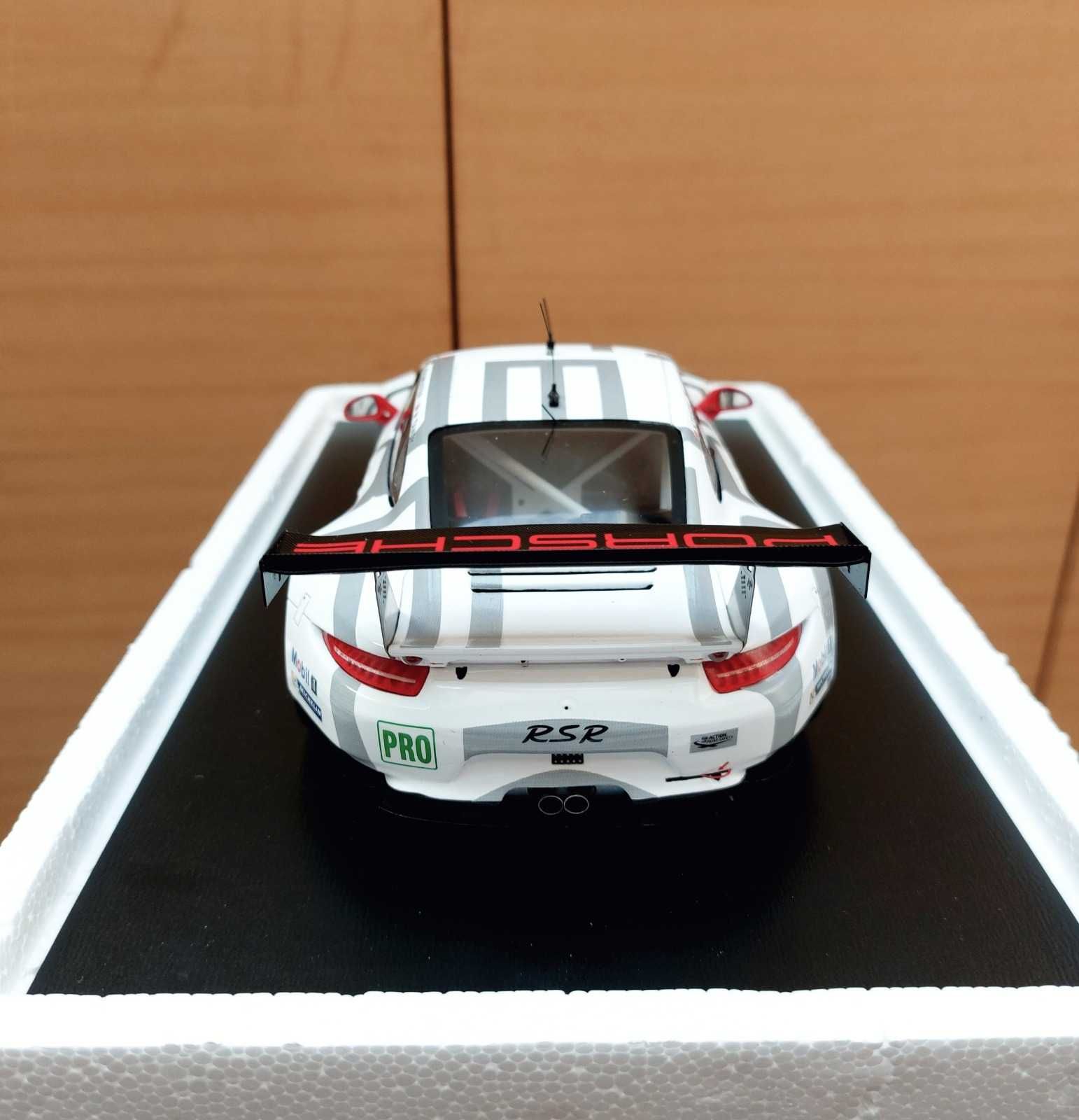 Porsche 911 991 RSR #91 Endurance Racing GT Le Mans 2014 SPARK 1:18