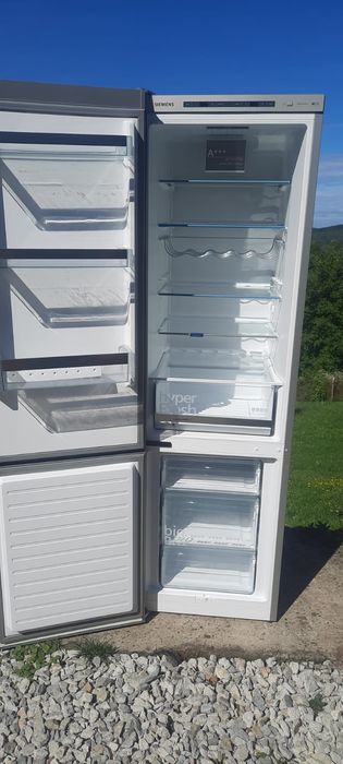 Продам холодильник SIEMENS