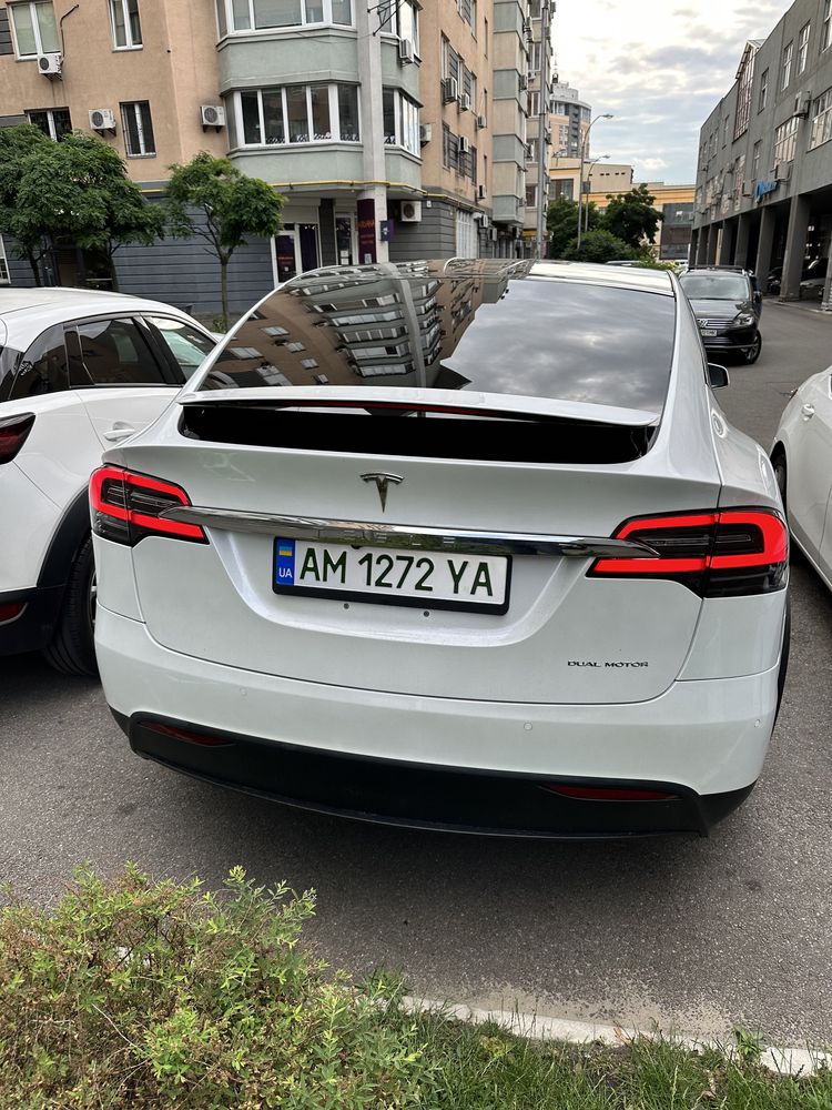 В ідеальному стані Tesla Model X Long Range Plus чистий 2020 рік Raven