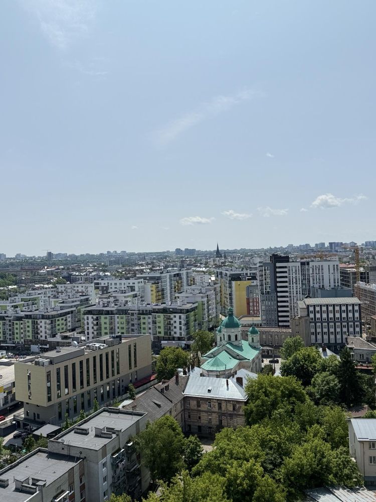 Без комісії!!! Продаж просторої та світлої квартири в ЖК Семицвіт