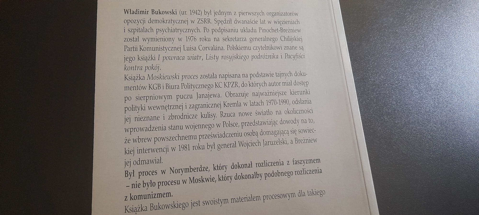 Książka moskiewski proces Władimir Bukowski Rosja dysydent w archiwach