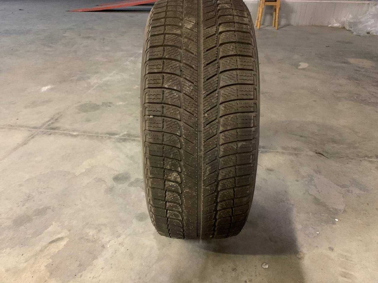 Резина Michelin, шини 235/55 R17