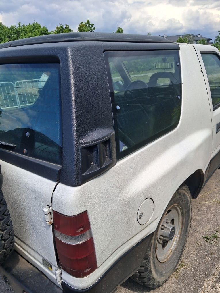 Opel Frontera 1992 rok