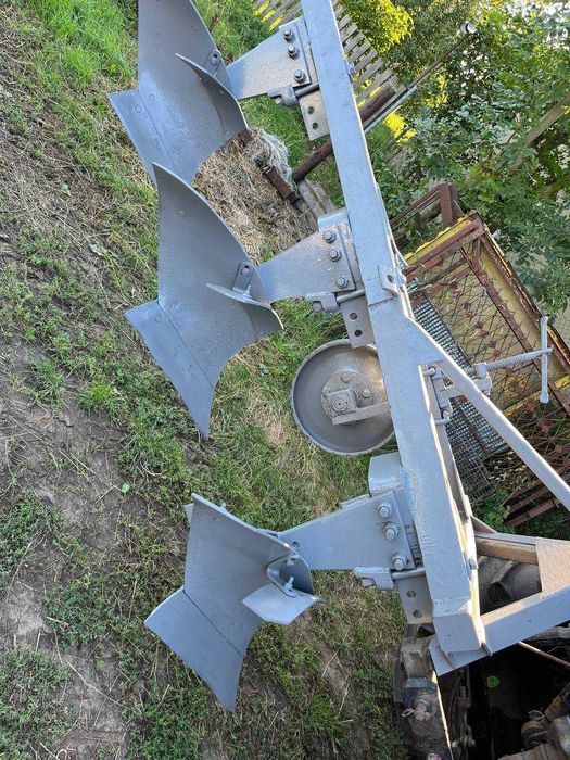 Плуг ПЛН 3-35(МТЗ,ЮМЗ)