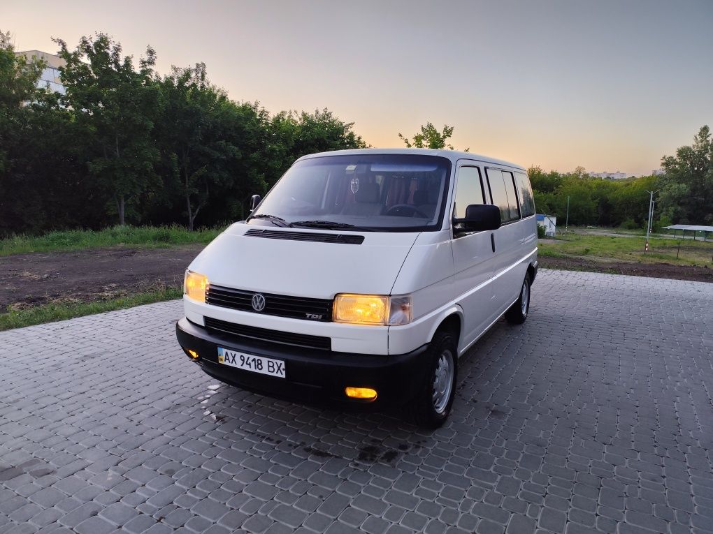 Volkswagen Transporter T4 2.5 Пассажир