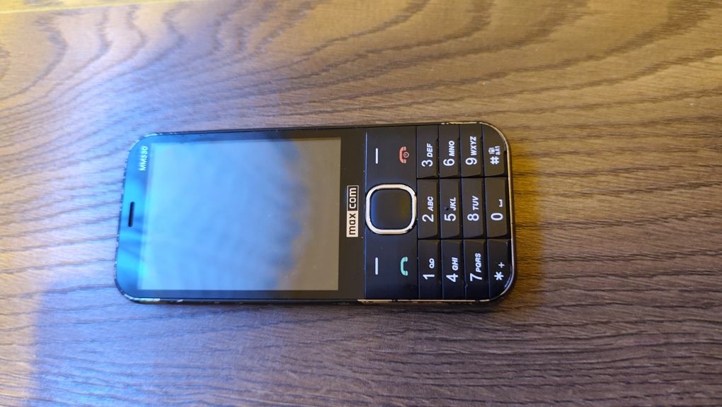 Maxcom Classic MM330