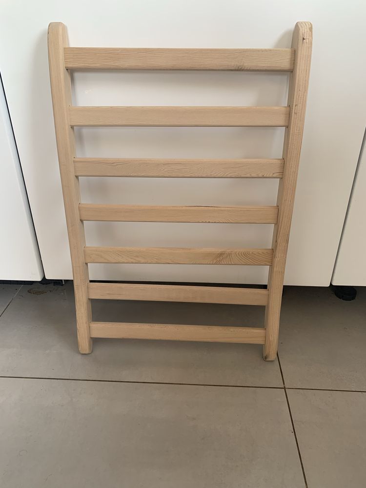 Ergonomiczny stojak drewniany pod plecy