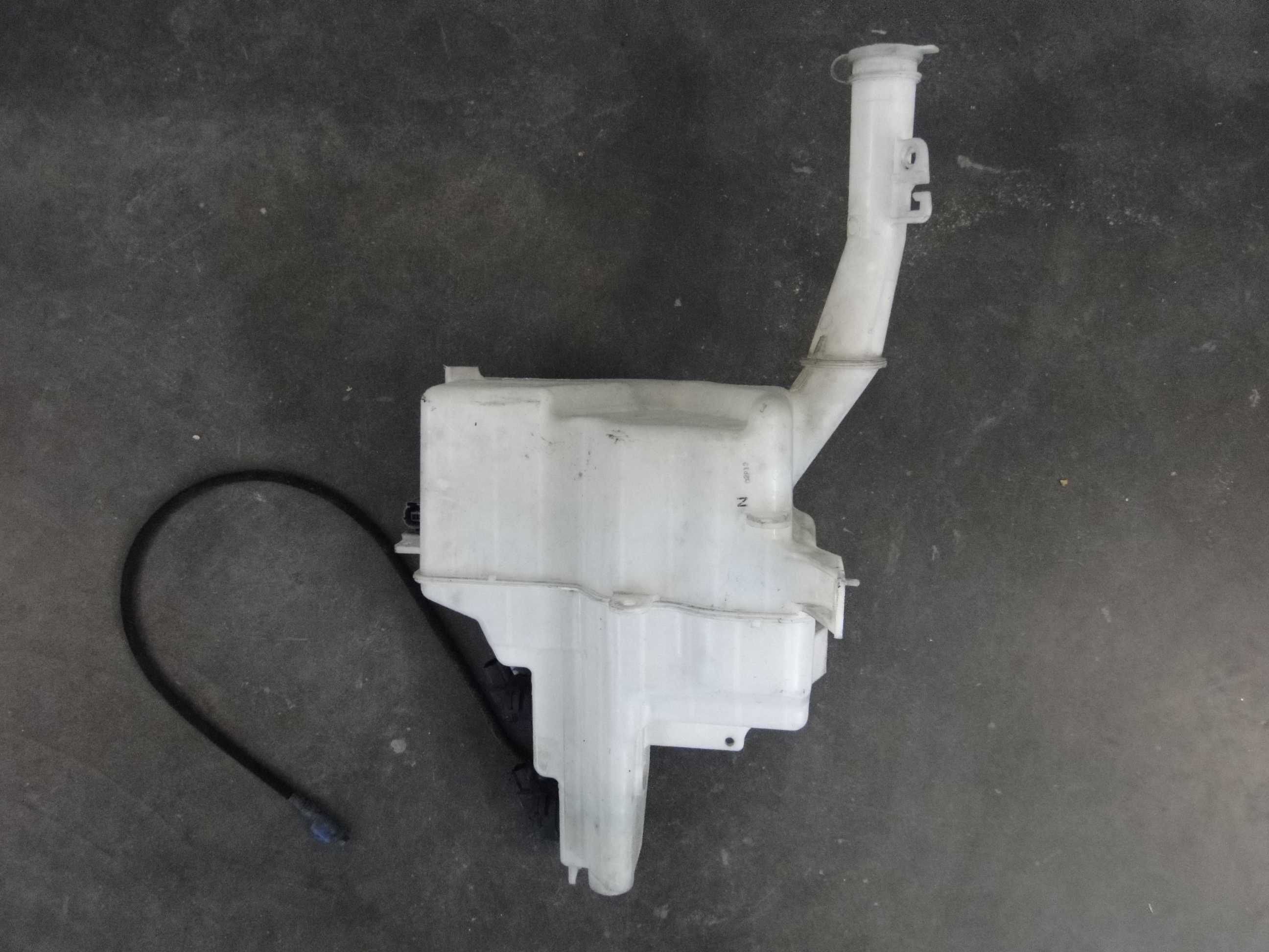 Бачок омивача омывателя Mazda CX-9 CX9 2007-2014р. TD8467480,EG2267480