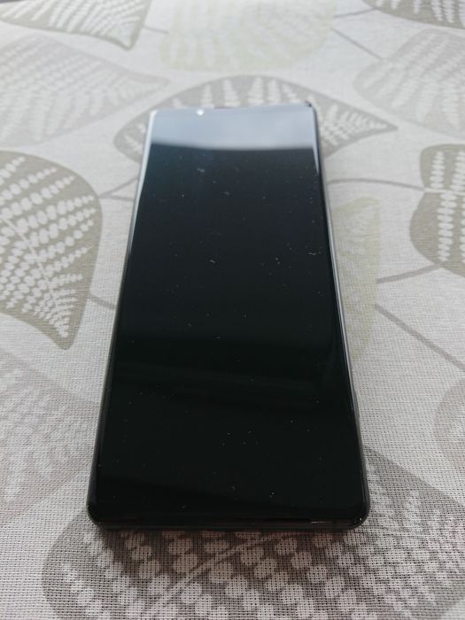 Uszkodzona Xperia 5 IV na czesci