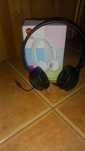 Fones bluetooth pretos