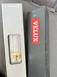 Roleta biala wew. Velux
