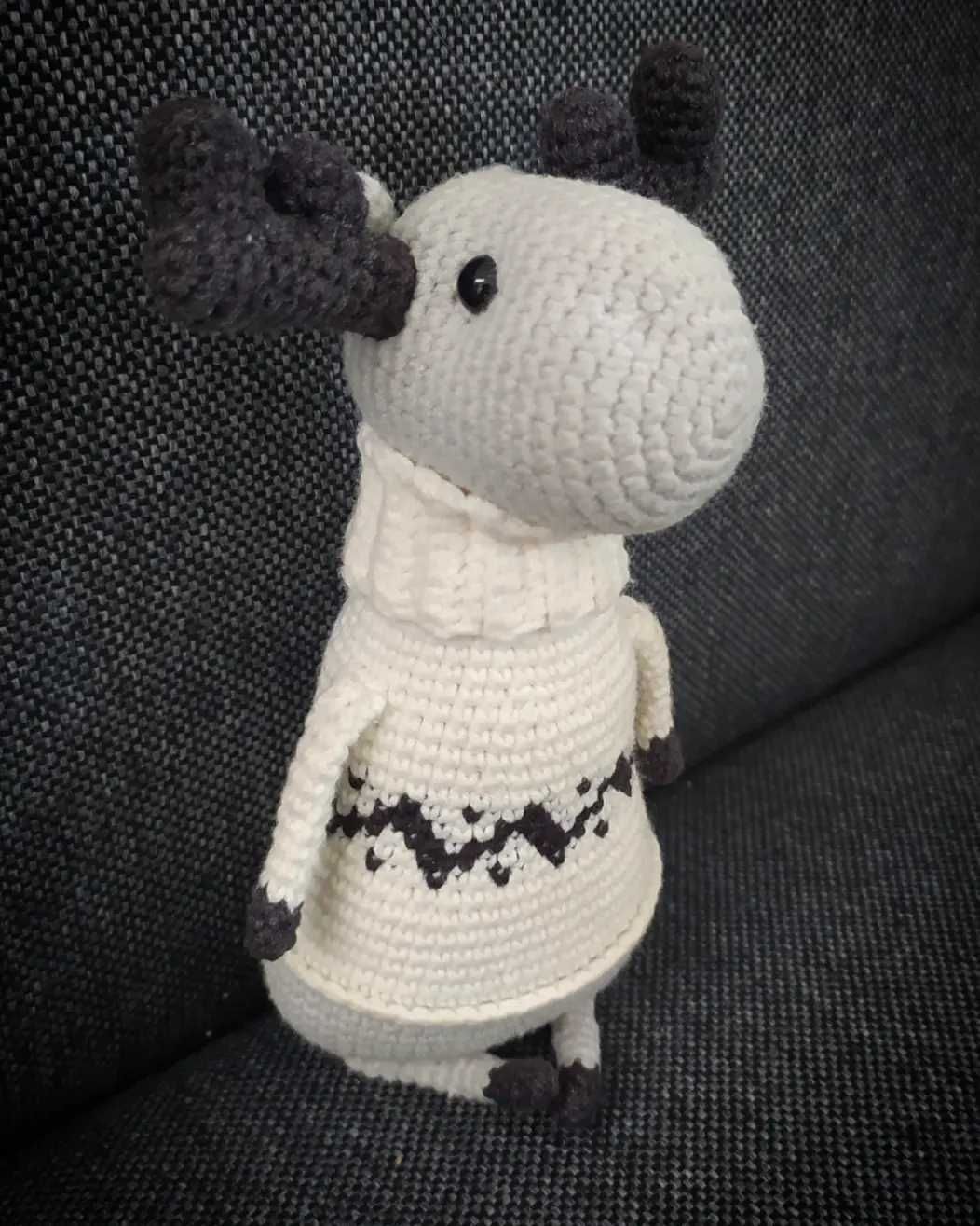 Łoś podróżnik amigurumi