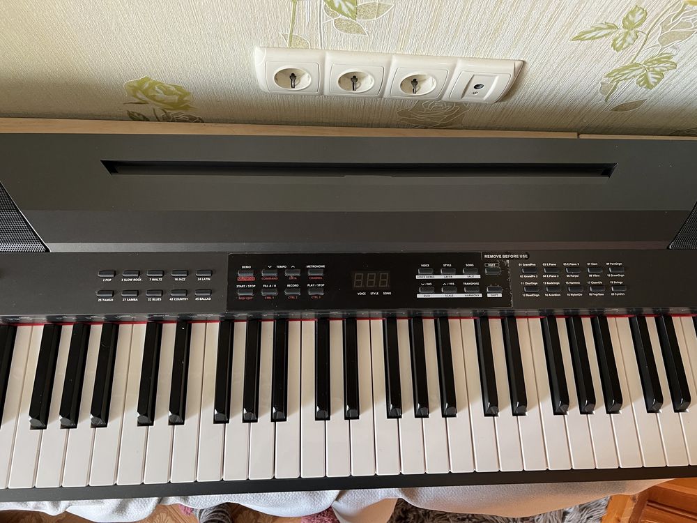 Цифрове піаніно Kurzweil KA-90
