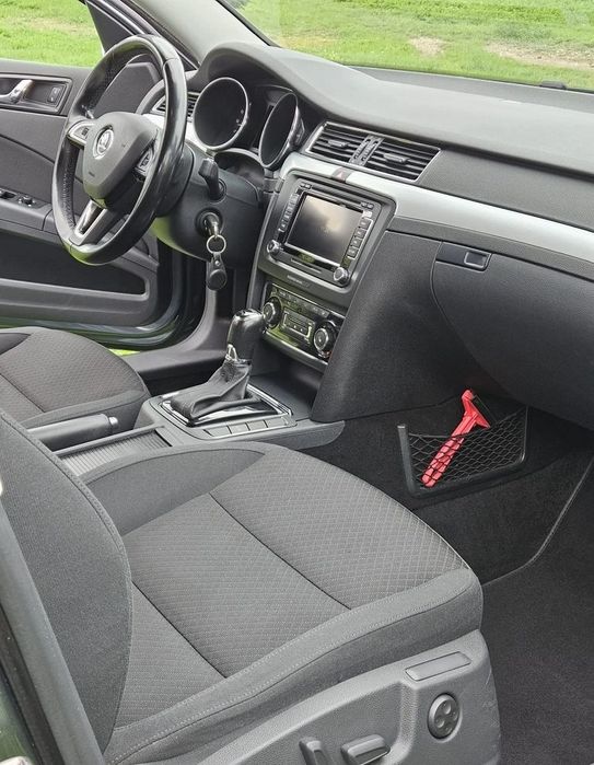 Skoda Superb 2,0 TDI Elegance DSG