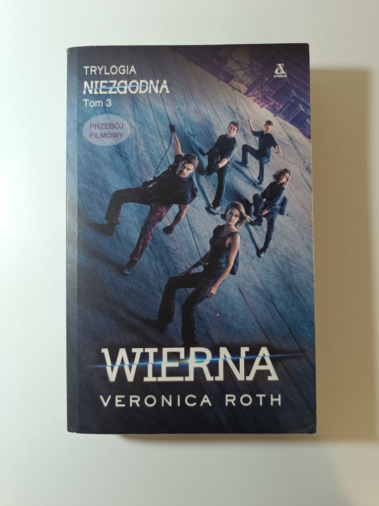 Seria Niezgodna, Zbuntowana, Wierna, Cztery