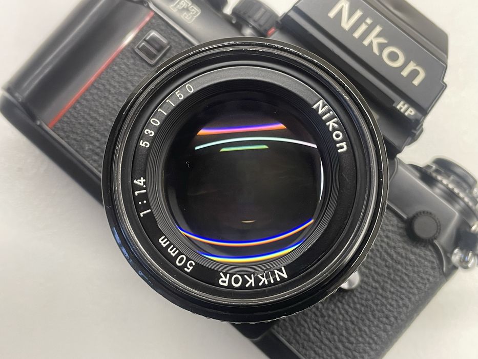Nikon F3 та обʼєктив Nikkor 50mm 1.4 Ai-s плівковий фотоапарат