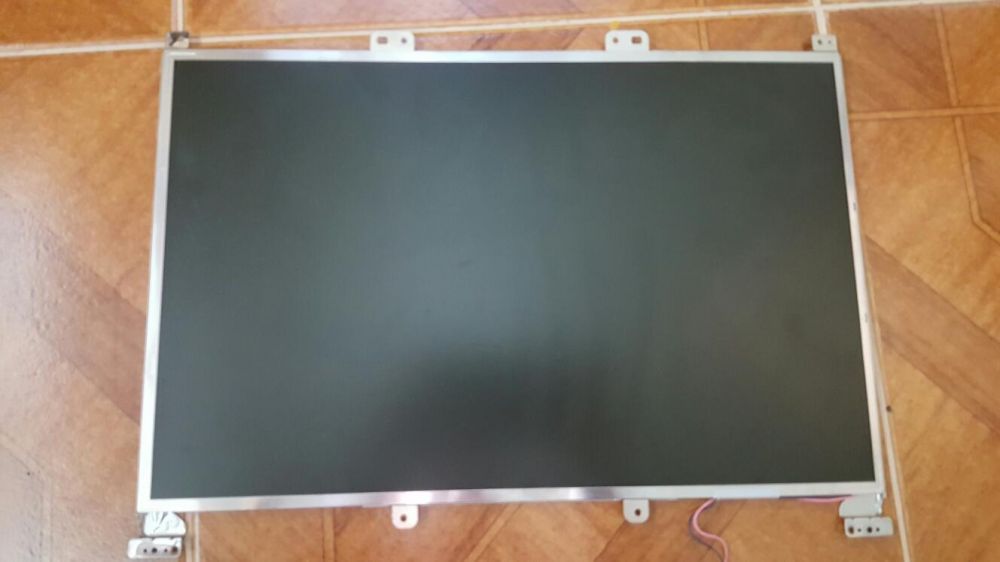 LCD lp154w01(TL)(A1) e lp154w01 (TL)(D1)