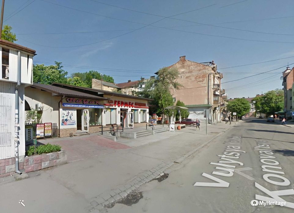 Земельна ділянка 10 сотих +250м комерції. В Центрі міста!(60)