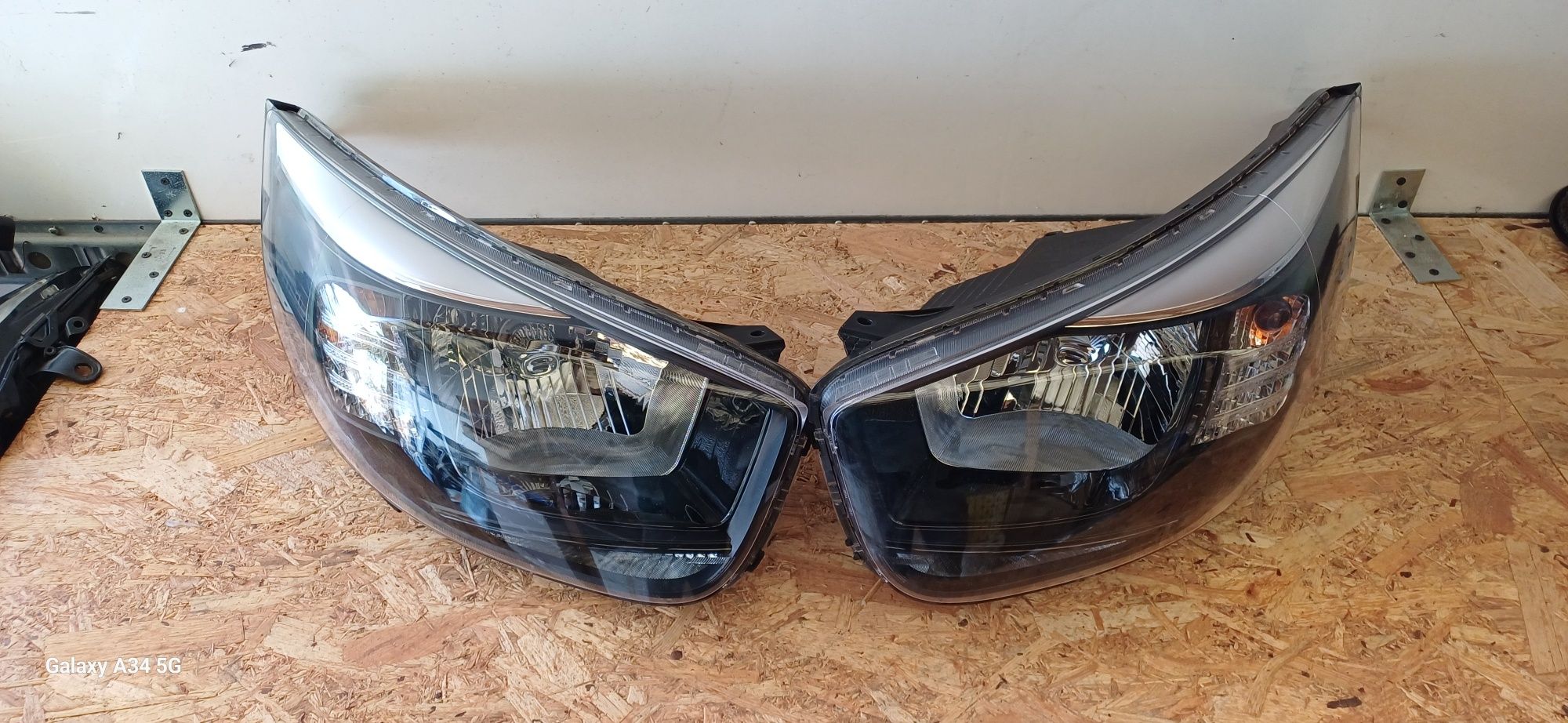 Kia Picanto III lampa reflektor lewa prawa komplet przód