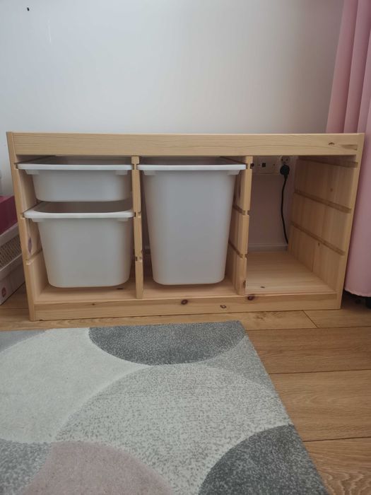 Zestaw mebli do przechowywania zabawek.Regał IKEA