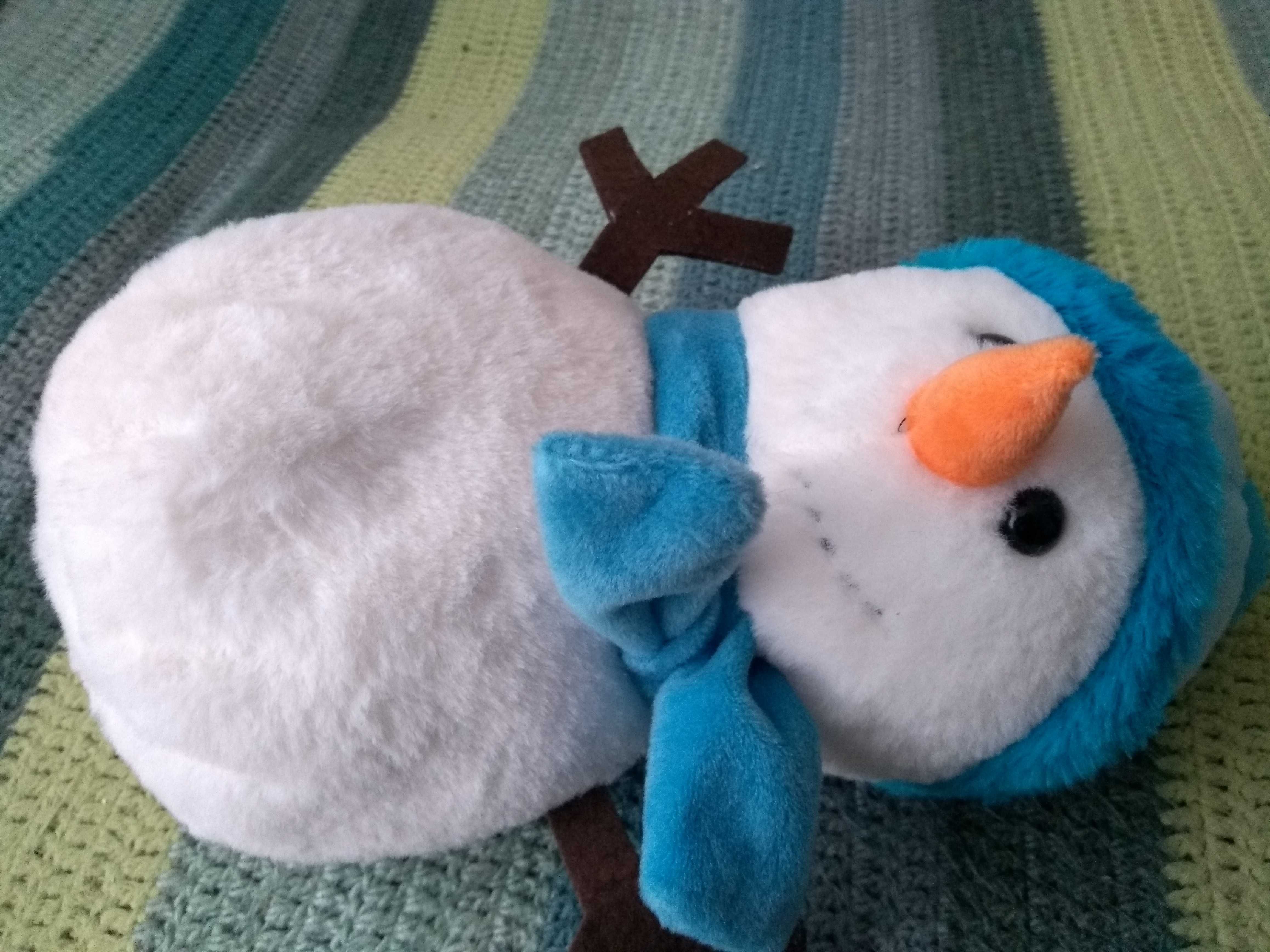 Maskotka pluszak BAŁWANEK Snowman 28 cm