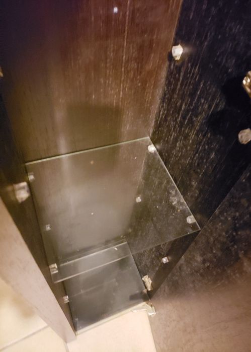 Móvel wengue prateleiras vidro